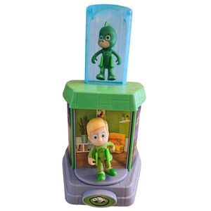 PJ Masks Gekko Transforming Playset Just Play Greg Figure Disney Junior Green
